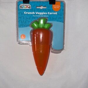 Outward Hound Carrot Crunch Dog Toy - Large Easter